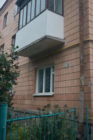 Апартаменты Трьохкімнатна квартира в центрі на 8 спальних місць Ровно-2